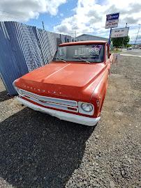 Kelty's Auto Parts04