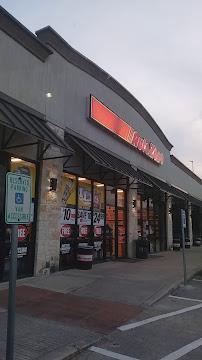 AutoZone Auto Parts04