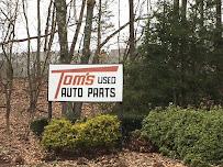 Tom's Used Auto Parts05