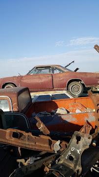 Tee Pee Auto Wrecking05