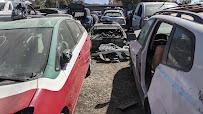 Pena Dismantler Auto Body & Towing05