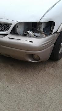 Barney's Used Cars & Parts06