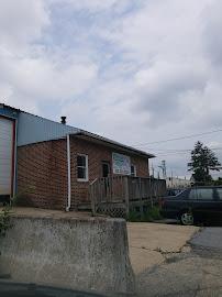 Morgan's Auto Parts06