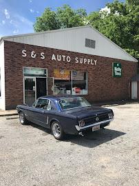 S & S Auto Supply07