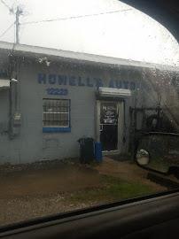 Howell's Auto Parts07