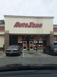 AutoZone Auto Parts010