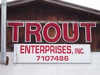 Trout's Auto Recycling010