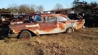 Johnny Morris Auto Salvage010