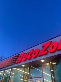 AutoZone Auto Parts010