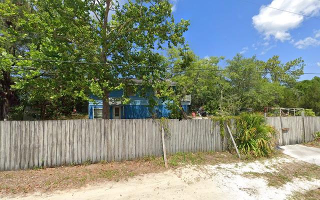 Hudson Salvage, Hudson, Florida