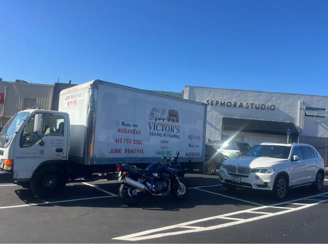 Victor’s Junk Hauling Service