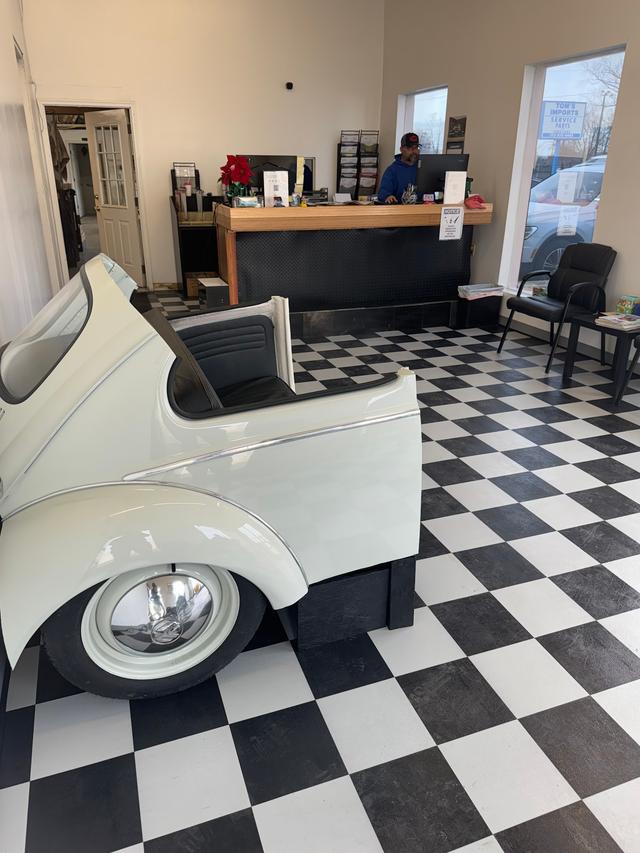 Tom's Auto and Imports, Columbia, Missouri