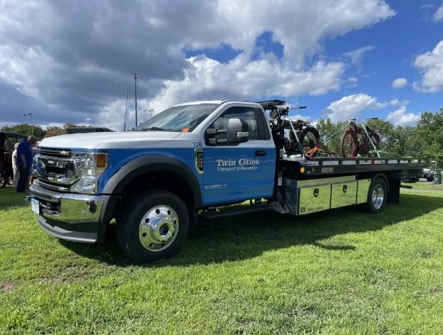 Twin Cities Towing Services - Heavy Duty, Semi Trailer & Cars, Minneapolis, Minnesota