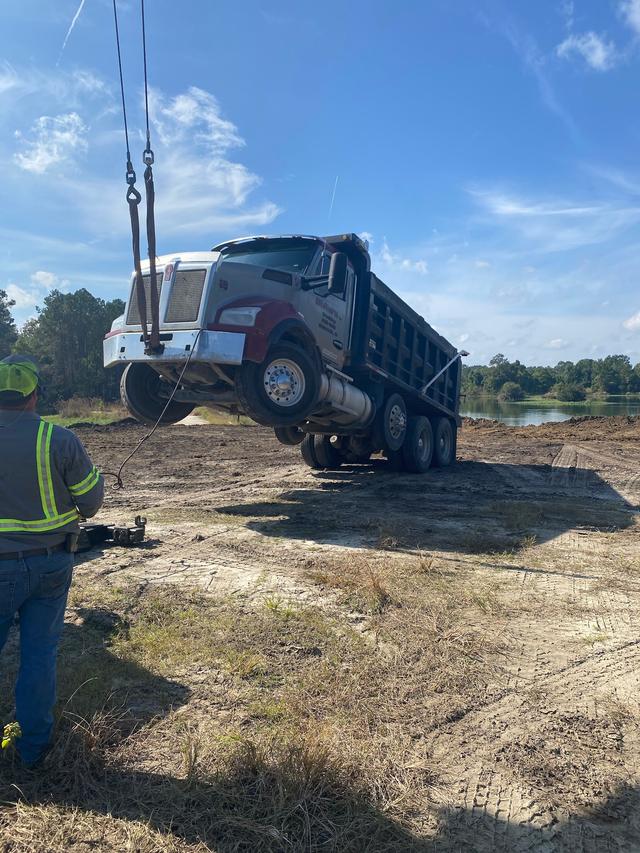 Upright Towing and Recovery, LLC