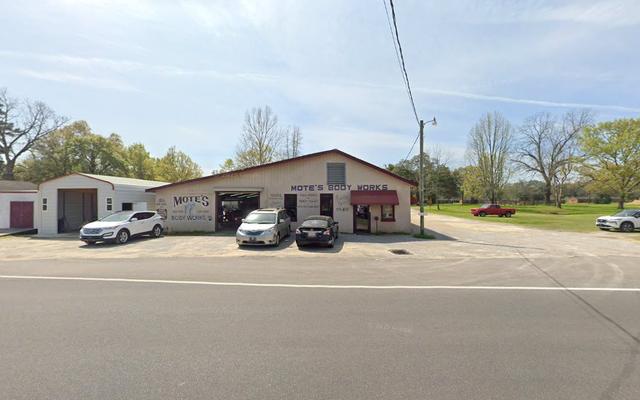 Mote's Body Works Inc-Wrecker, Geneva, Alabama