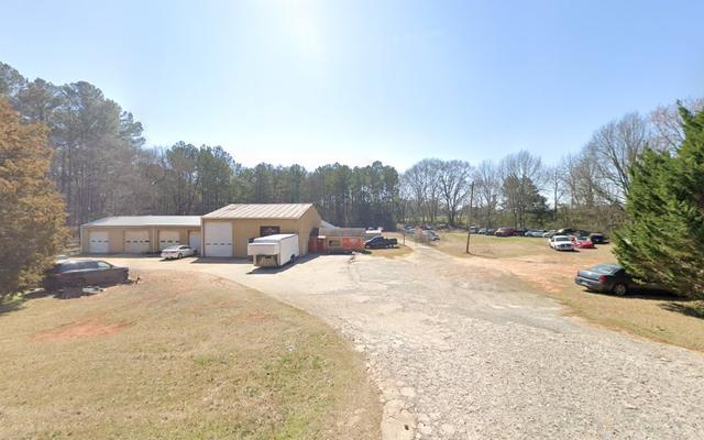 Oconee Roadside