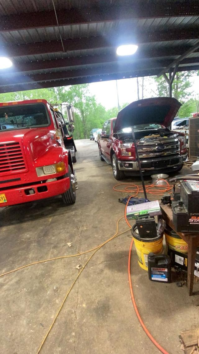 Shinalls Wrecker Service & Auto, Port Gibson, Mississippi