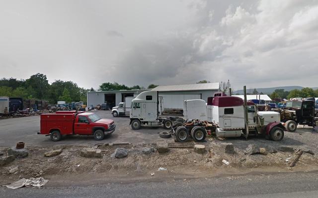 Mayes Truck & Trailer Repair, Oakland Mills, Pennsylvania