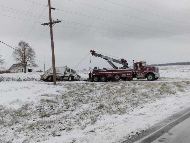 J & S Towing
