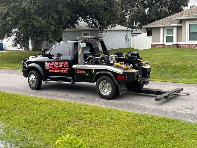 Dave's Towing LLC, Palm Bay, Florida