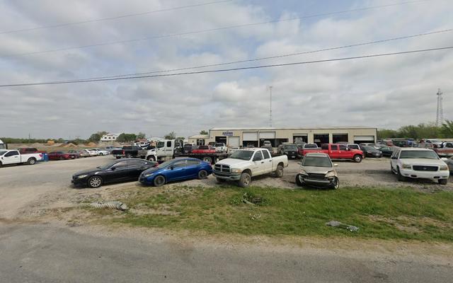 Adams Automotive & Towing