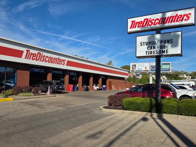 Tire Discounters, Hamilton, Ohio