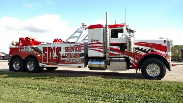Ed's Service Center & Towing