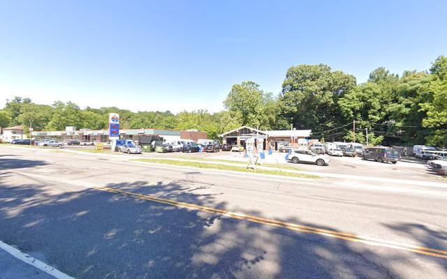 S and J Service Center, Hartsdale, New York