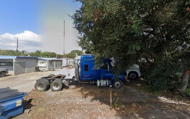 Waller Truck Repair & Service