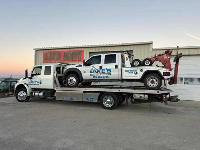 Jake's Towing and Recovery