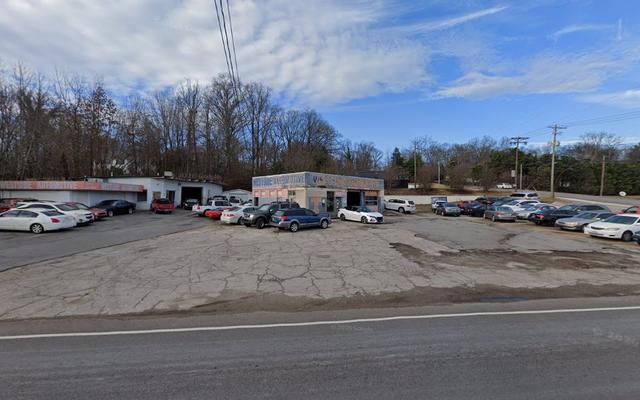 Westside Automotive Center, Knoxville, Tennessee