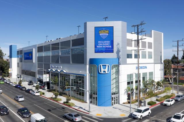 Honda of Downtown Los Angeles Service Department, East Los Angeles, California