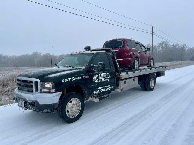Mid America Tow LLC