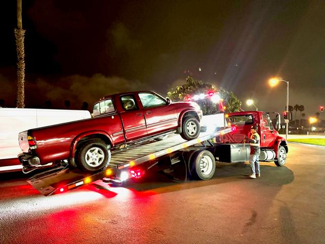 Eric's Auto Towing & Tire