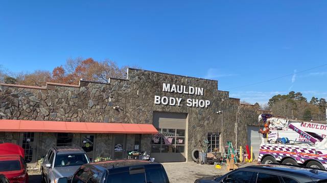 Mauldin Body Shop and 24/7 Towing, Inc., Canton, Georgia