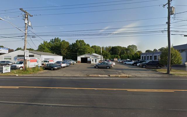 Husnick's Auto Clinic, South Hermitage, Pennsylvania