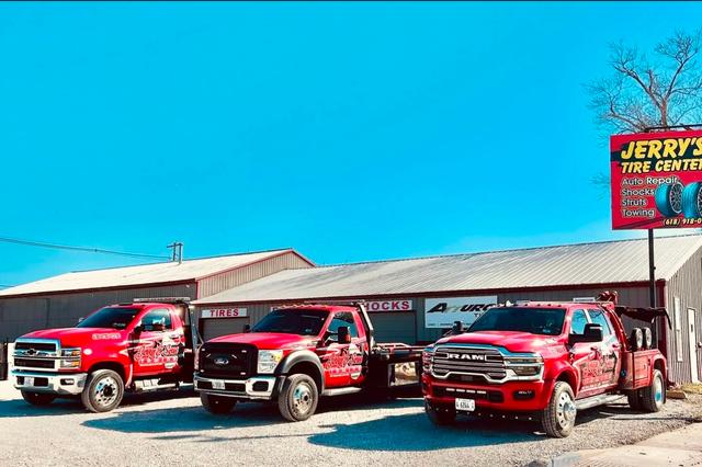 Jerry and sons Towing/Auto repair and Tire