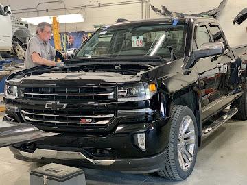 Wally Edgar Collision Center, Lake Orion, Michigan