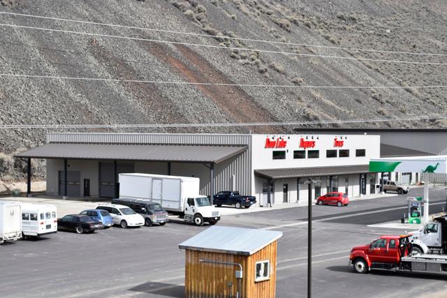 Yellowstone Dino Lube & Repair