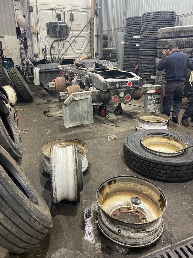 Bat Truck & Trailer Repairs, Columbus Grove, Ohio