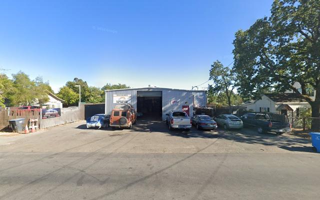 El Verano Auto Repair, Sonoma, California