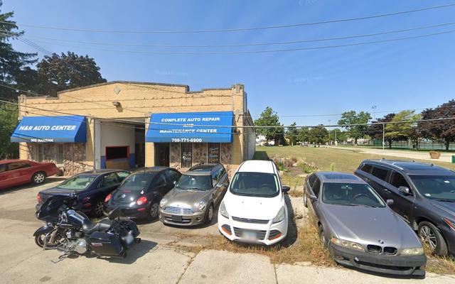 H & R Auto & Towing Inc, Forest Park, Illinois