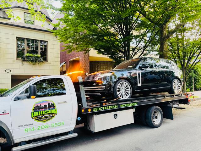 Hudson towing inc, Yonkers, New York