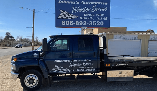 Johnny's Wrecker Service & Automotive