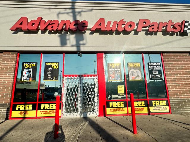 Advance Auto Parts, Chicago, Illinois