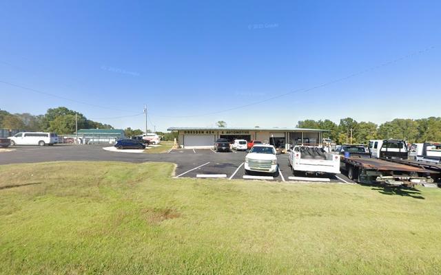 Dresden 4x4 & Automotive Center, Dresden, Tennessee