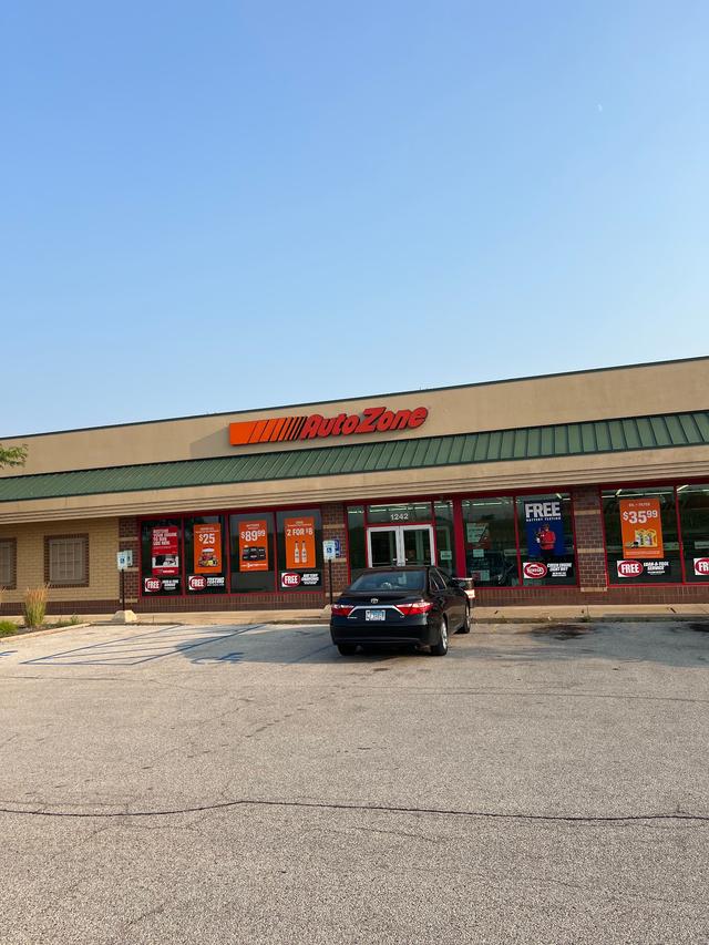 AutoZone Auto Parts, Pewaukee, Wisconsin