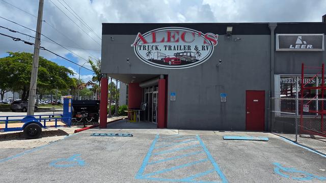 Alec's Truck Trailer & RV, Miami, Florida