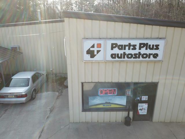 Damon Auto Parts Store, Sawyer, Michigan