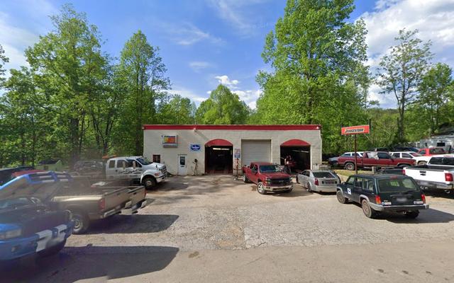 Ogle's Neighborhood Services-Towing